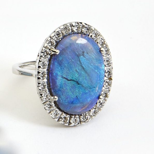 ring-opal-diamond-gold-white
