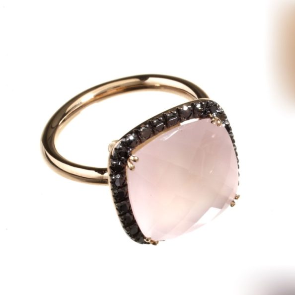 anello-square-quarzo-rosa-e-diamanti-neri