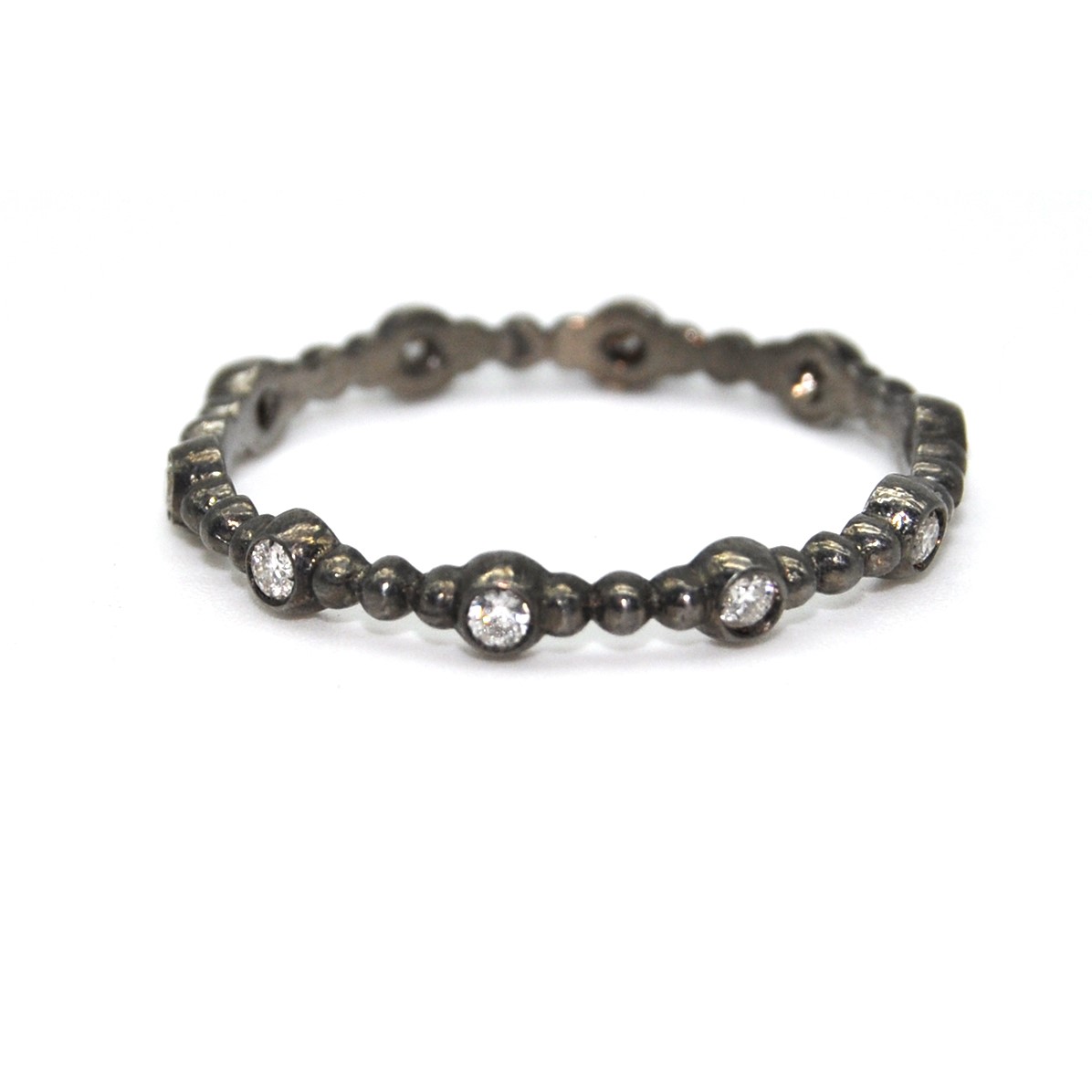 anello con diamanti