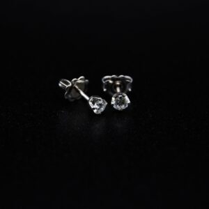 Solitaire diamond earrings
