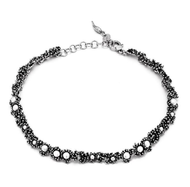 small anemone necklace