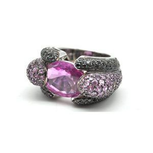 Ring with pink sapphires and black diamonds