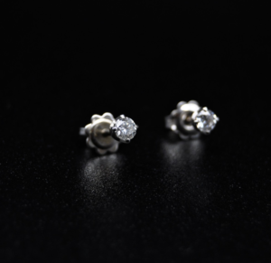Diamond light point earrings