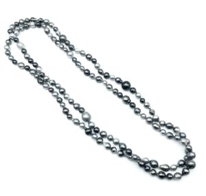 Tahitian pearl necklace