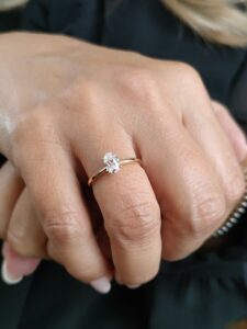 Oval diamond solitaire ring