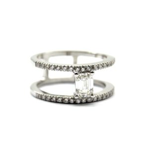 Anello oro bianco e diamanti
