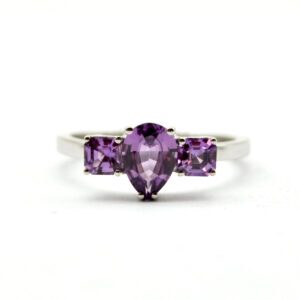 Violet ring with purple sapphires