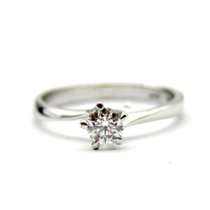 Solitario 0,31 carati vista frontale