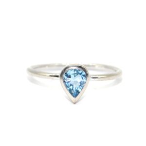 Anello acquamarina goccia
